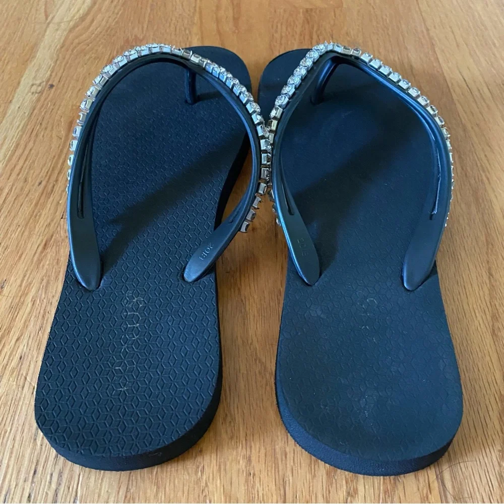 VENUS Rhinestone Flip-Flop Sandals